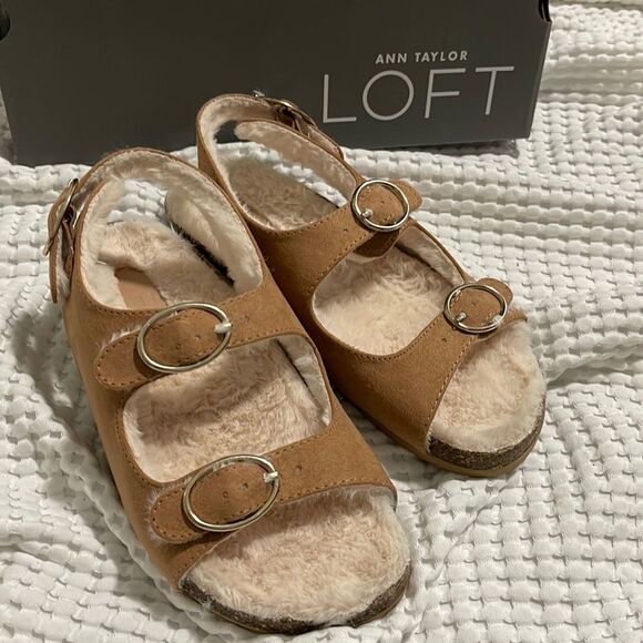 NIB- LOFT- 5 - Picture 1 of 7